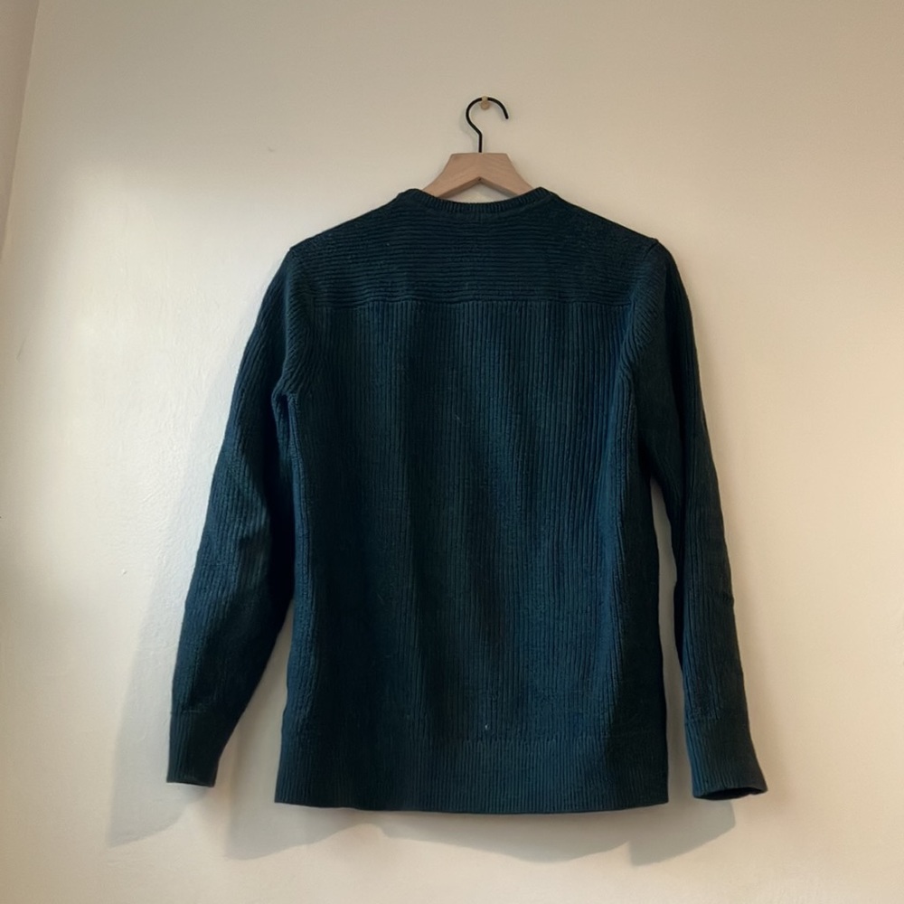 Gap Pullover - image 4